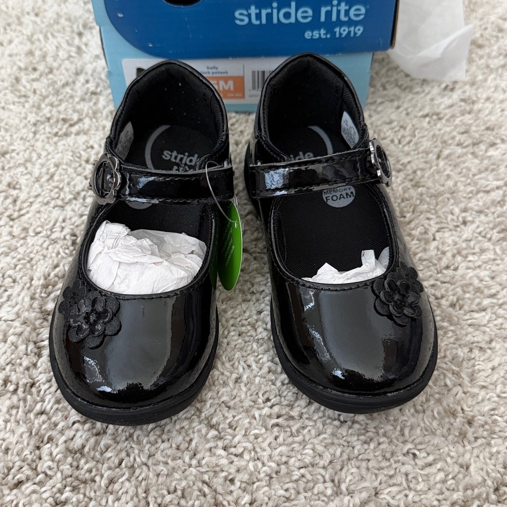 Stride Rite Black Patent Mary Jane Dress Shoes for Kids